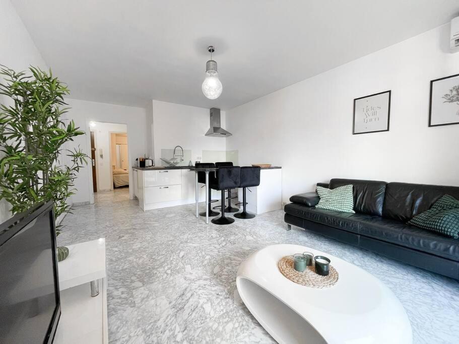 Apartamento Cosy Deux Pieces Menton Exterior foto