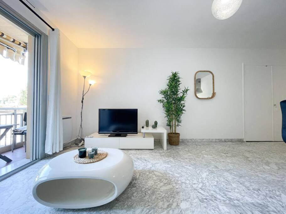Apartamento Cosy Deux Pieces Menton Exterior foto